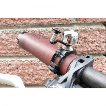 Sino de latão mini instalado